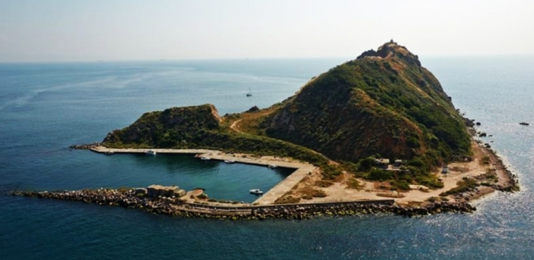 Anayasa Mahkemesi Sivriada’daki Yapılaşmaya “Dur” dedi