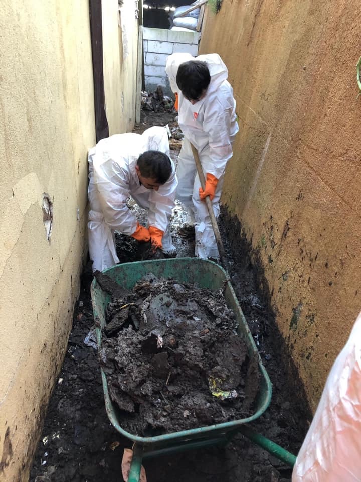 DF1C57CC-CFFB-40CB-A274-D1409C9CF1E7