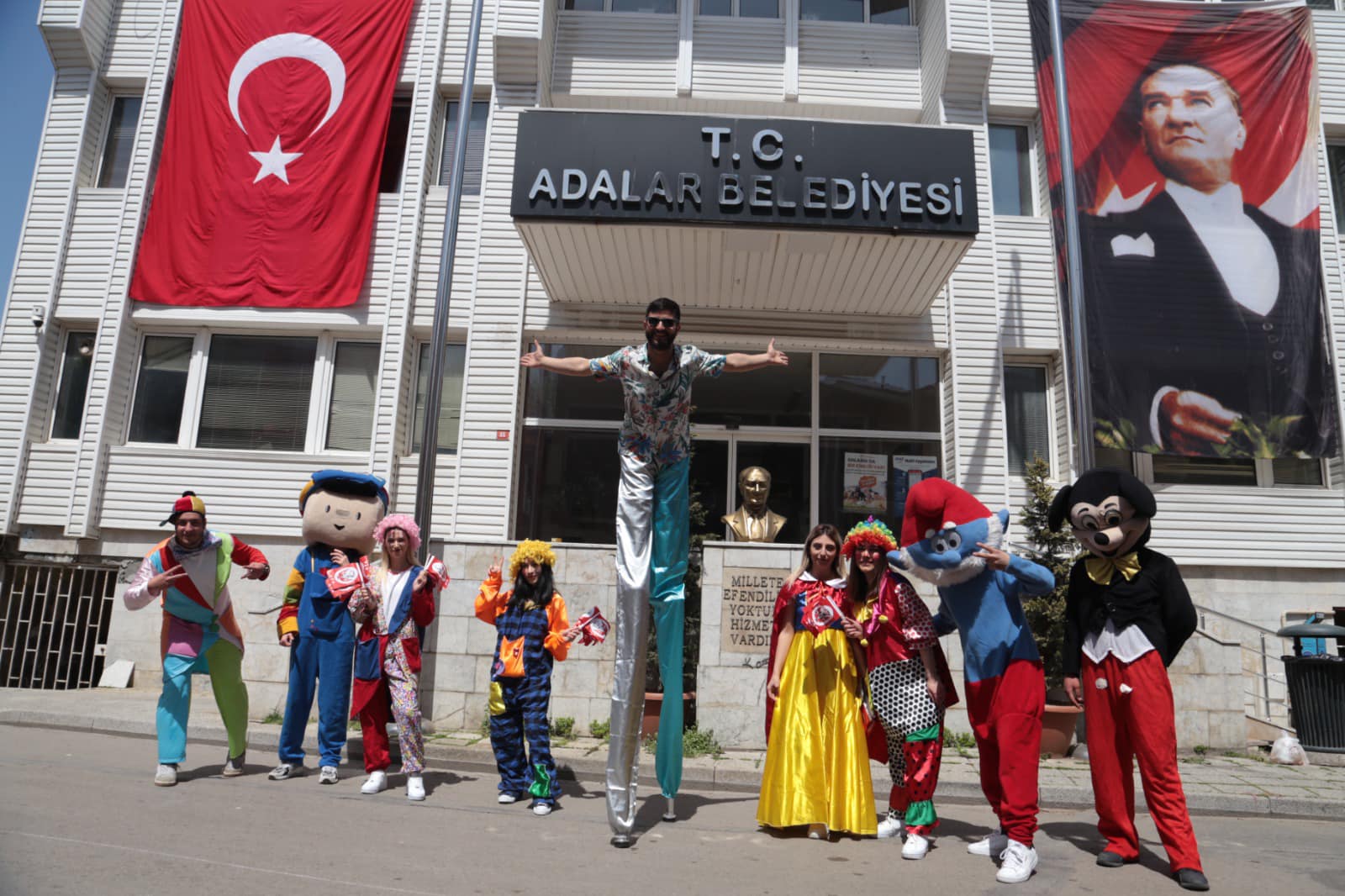 Adalar’da 23 Nisan Coşkusu Yaşandı