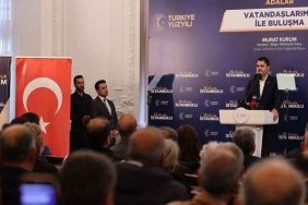 AD915C23-1A25-451C-89F6-93570D4F4005