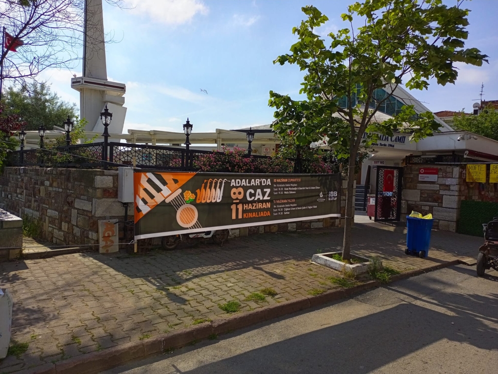 AA821A9C-5EB4-43CF-9758-BE7B7BBB955F